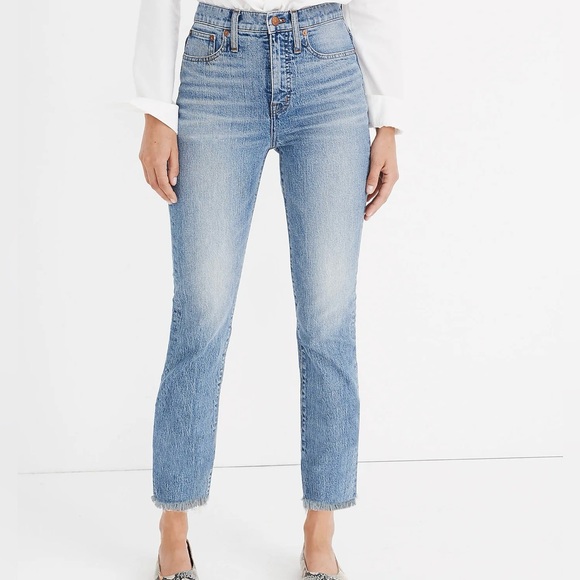 Madewell Denim - Host Pick! Madewell The Petite Perfect Vintage Jean in Ainsworth Wash Size 26P